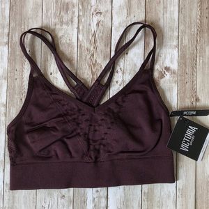 Victoria’s Secret Sports Bra Size: S